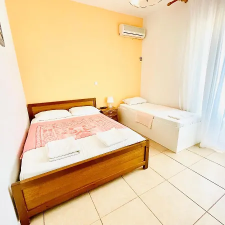 Guest house Achinora Potos