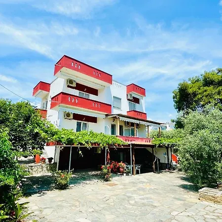 Guest house Achinora
