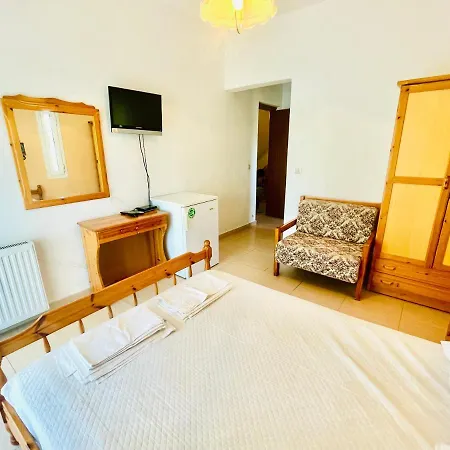 Guest house Achinora