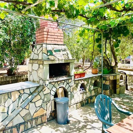 Achinora Guest house Potos