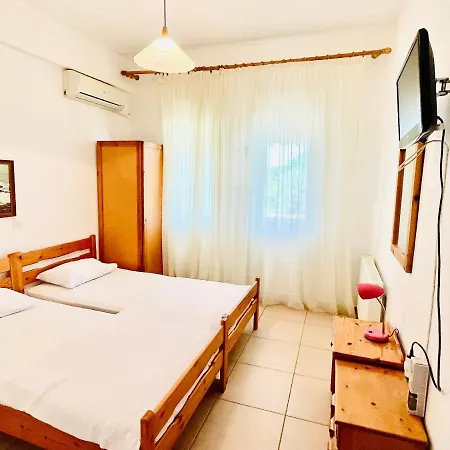 Achinora Guest house